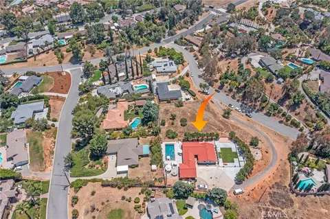View/Area - 31050 Bedford, Redlands, CA 92373 photo 6 of 8
