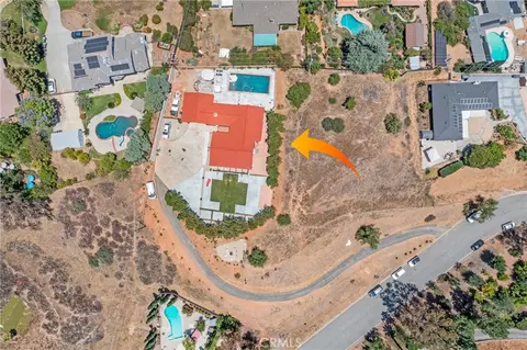 View/Area - 31050 Bedford, Redlands, CA 92373 photo 5 of 8
