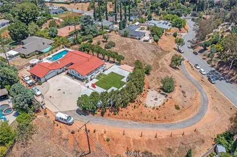 View/Area - 31050 Bedford, Redlands, CA 92373 photo 4 of 8