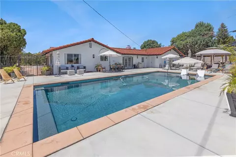 Exterior - 31050 Bedford, Redlands, CA 92373 photo 11 of 27