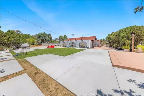 Exterior - 31050 Bedford, Redlands, CA 92373 photo 3 of 27