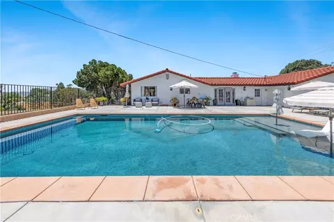 Exterior - 31050 Bedford, Redlands, CA 92373 photo 10 of 27