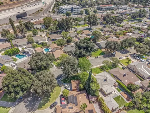 View/Area - 3440 Mono Dr, Riverside, CA 92506 photo 1 of 9