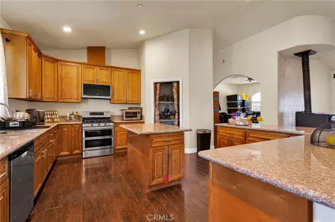 Kitchen - 3677 Arcadia, Phelan, CA 92371 photo 1 of 1