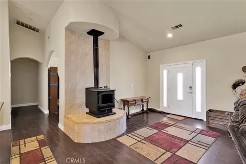 Entry Way - 3677 Arcadia, Phelan, CA 92371 photo 1 of 1