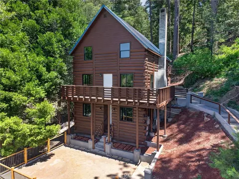 Exterior - 567 Maple Dr, Cedar Glen, CA 92321 photo 9 of 13