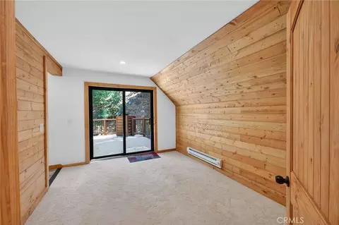 Bedroom - 567 Maple Dr, Cedar Glen, CA 92321 photo 9 of 13