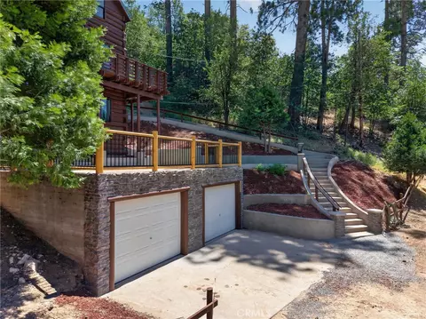 Exterior - 567 Maple Dr, Cedar Glen, CA 92321 photo 7 of 17