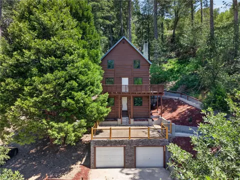 Exterior - 567 Maple Dr, Cedar Glen, CA 92321 photo 9 of 17