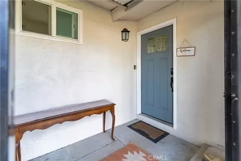 Entry Way - 160 Summit Vw, Calimesa, CA 92320 photo 1 of 1