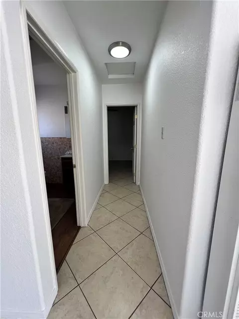 Entry Way - 157 W Hanna, Colton, CA 92324 photo 2 of 2