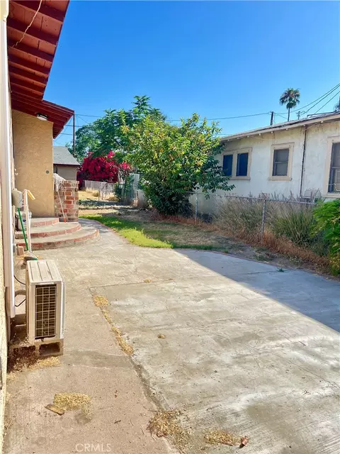 Exterior - 157 W Hanna, Colton, CA 92324 photo 3 of 11
