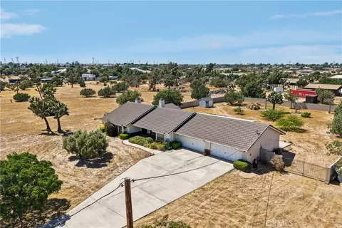 View/Area - 14774 Aspen St, Hesperia, CA 92345 photo 2 of 4