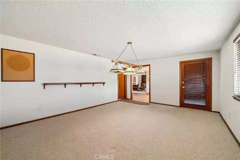 Living - 14774 Aspen St, Hesperia, CA 92345 photo 4 of 6