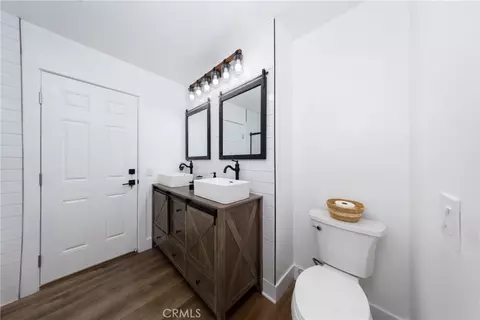 Bath - 1370 Edgefield, Upland, CA 91786 photo 1 of 4