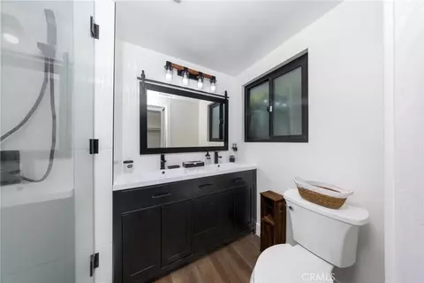 Bath - 1370 Edgefield, Upland, CA 91786 photo 3 of 4