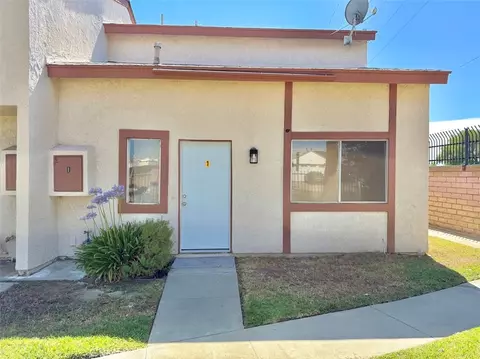 345 N Eucalyptus Ave #1, Rialto, CA 92376