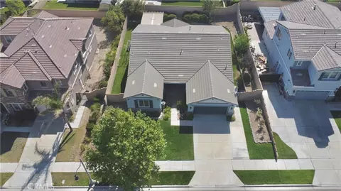 View/Area - 4964 Thornberry, Fontana, CA 92336 photo 2 of 3
