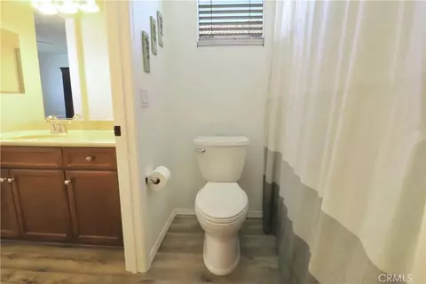 Bath - 4964 Thornberry, Fontana, CA 92336 photo 5 of 5