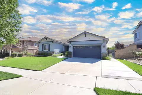 4964 Thornberry, Fontana, CA 92336