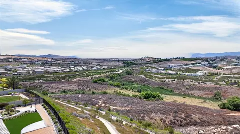 View/Area - 16511 Key Lime, Riverside, CA 92503 photo 3 of 9