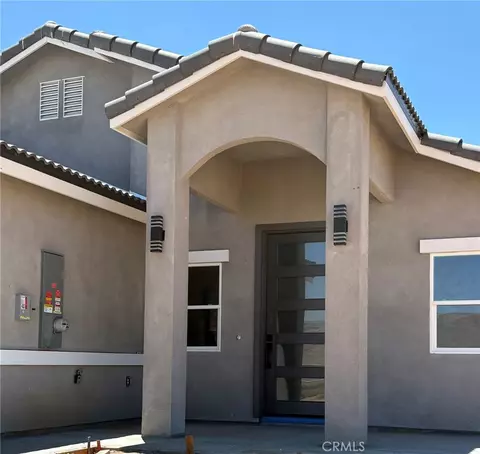 13928 Patomac Rd, Apple Valley, CA 92307
