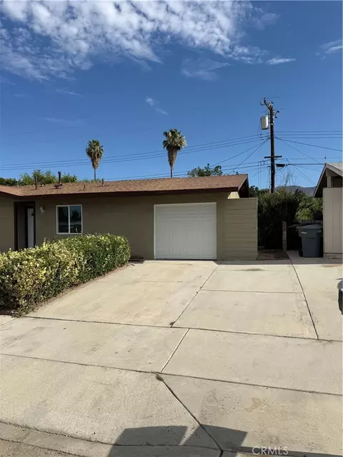 367 E Shaver St, San Jacinto, CA 92583