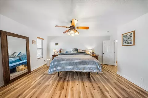 Bedroom - 16209 Serrano Rd, Apple Valley, CA 92307 photo 6 of 6