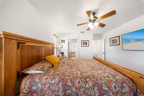 Bedroom - 16209 Serrano Rd, Apple Valley, CA 92307 photo 2 of 6