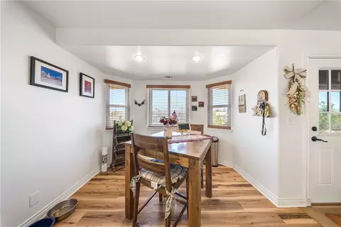 Dining - 16209 Serrano Rd, Apple Valley, CA 92307 photo 2 of 2