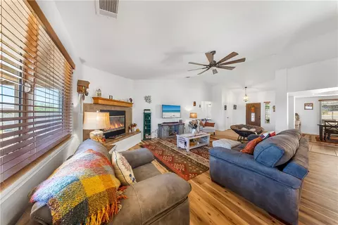 Living - 16209 Serrano Rd, Apple Valley, CA 92307 photo 2 of 2