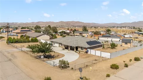 View/Area - 16209 Serrano Rd, Apple Valley, CA 92307 photo 3 of 5