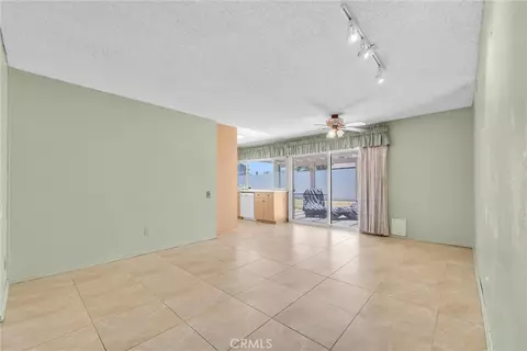 Living - 896 N Arrowhead, Rialto, CA 92376 photo 5 of 7
