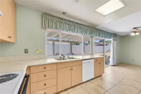 Kitchen - 896 N Arrowhead, Rialto, CA 92376 photo 3 of 3