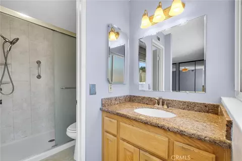 Bath - 896 N Arrowhead, Rialto, CA 92376 photo 2 of 2