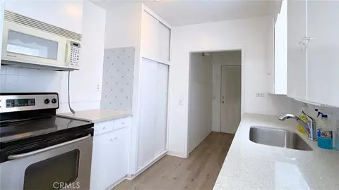 Kitchen - 11139 Laurel, Bloomington, CA 92316 photo 1 of 1