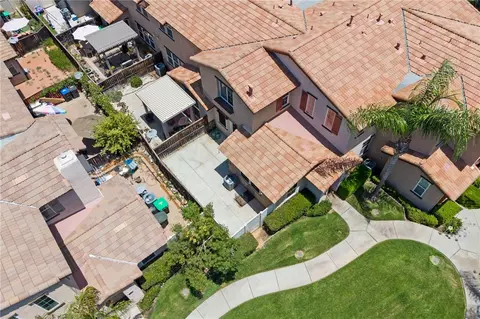 View/Area - 3374 Wind Chime Ln, Perris, CA 92571 photo 2 of 11