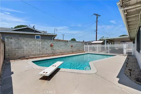 Exterior - 1400 Terrace, Rialto, CA 92376 photo 3 of 10