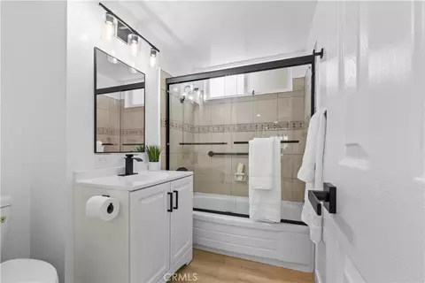 Bath - 21413 Weiser, Carson, CA 90745 photo 1 of 3