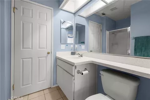 Bath - 9041 Berkeley, Hesperia, CA 92344 photo 1 of 3