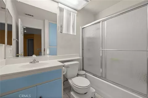 Bath - 9041 Berkeley, Hesperia, CA 92344 photo 3 of 3