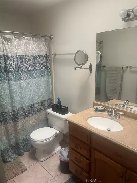 Bath - 28450 Sycamore, Highland, CA 92346 photo 1 of 2