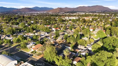 View/Area - 3364 Cedar, Riverside, CA 92501 photo 2 of 10