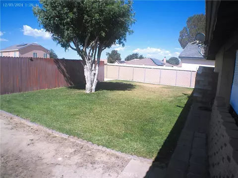 Exterior - 14804 Crofton Ln, Helendale, CA 92342 photo 4 of 4