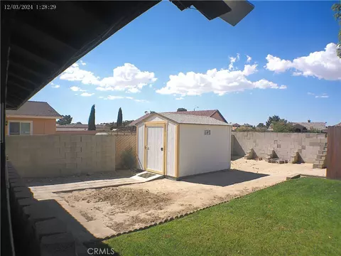 Exterior - 14804 Crofton Ln, Helendale, CA 92342 photo 3 of 4