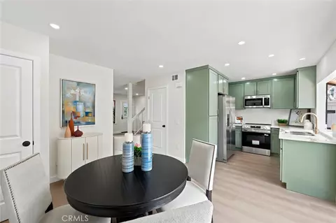 1700 W Cerritos #206, Anaheim, CA 92804