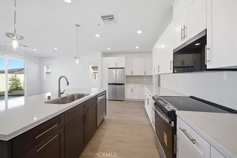 Kitchen - 3229 E Avenue J-4, Lancaster, CA 93535 photo 2 of 3