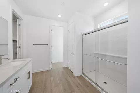 Entry Way - 3229 E Avenue J-4, Lancaster, CA 93535 photo 3 of 4