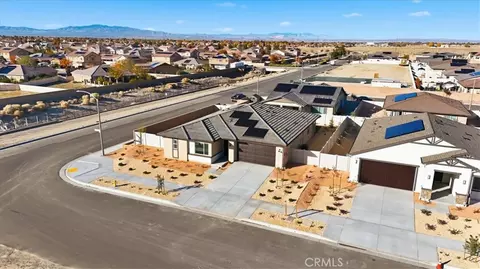 View/Area - 3229 E Avenue J-4, Lancaster, CA 93535 photo 5 of 7