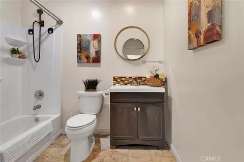 Bath - 32480 Wren, Lucerne Valley, CA 92356 photo 4 of 5